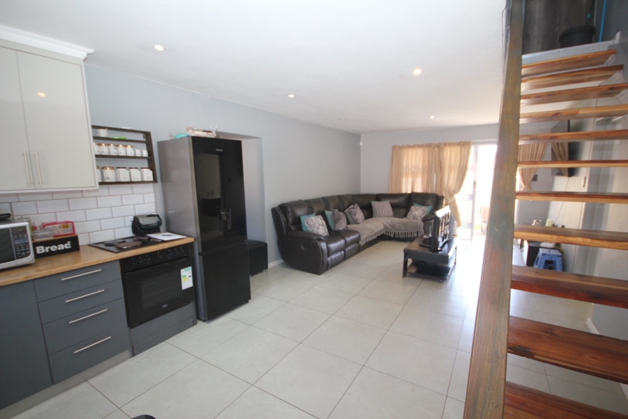 2 Bedroom Property for Sale in Berea Eastern Cape